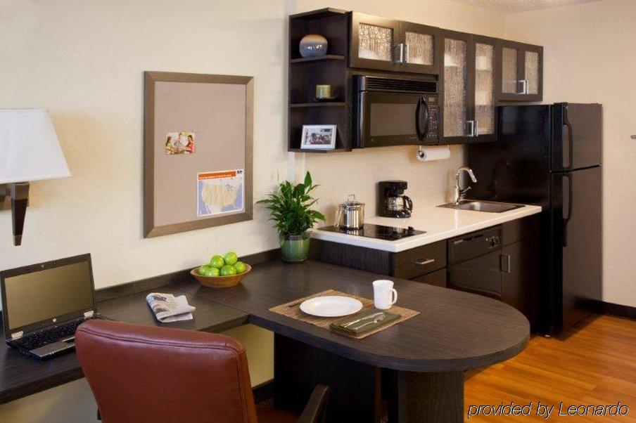 Sonesta Simply Suites Austin The Domain Area Chambre photo